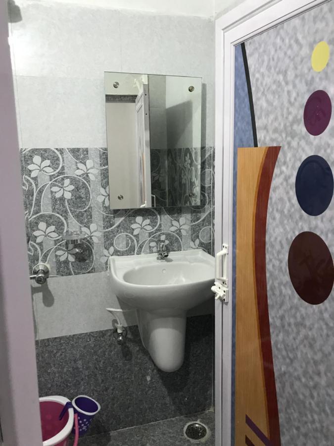 Krishnananda Dham Hotel Puri Kültér fotó